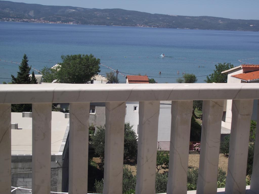 Ticinovic Omis